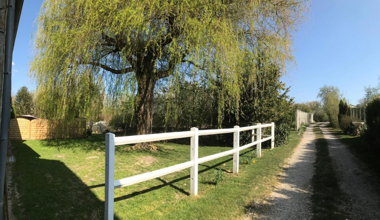 Gite De L'Homme Blanc Soizy-aux-Bois Exterior photo